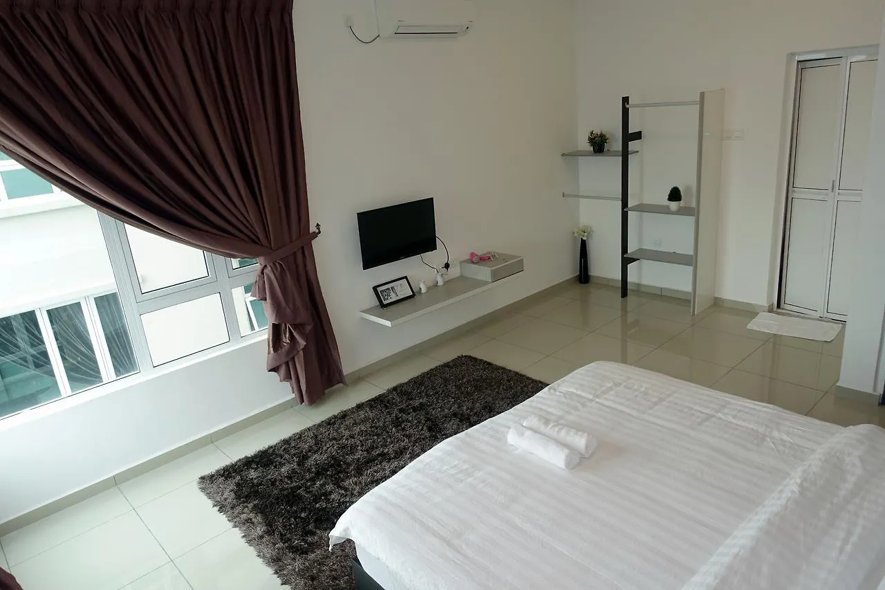 D'Carlton Resort Johor Bahru 3*,